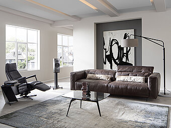 Das angenehm softe Leder wird mit großer handwerklicher Kunst verarbeitet - Arezzo