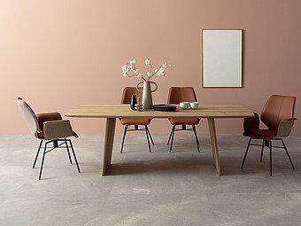 Essgruppe Penthouse gezeigt am Esstisch 3100 